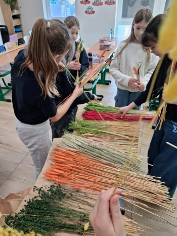 c0f19c3d-1613-4d47-ac58-8031e3784c0d