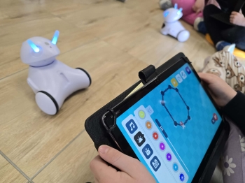 d50573f2-736d-4105-9b81-7dbe7af904be