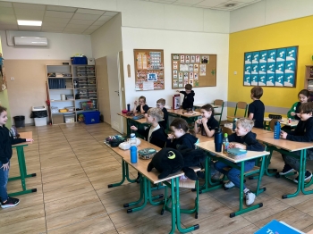 5051fec2-c12b-48e7-9313-cfc02796e943