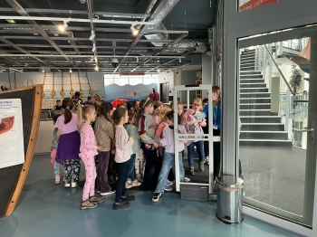 94052025-4c5a-4d2d-a6d2-ae79e65500ad