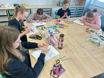 dbae059e-fa86-4ec6-96a1-a1e1c6f27712