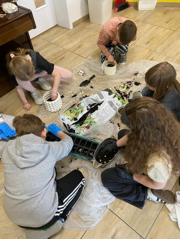 a5a998bf-d853-4044-a3cf-58e7dc111351