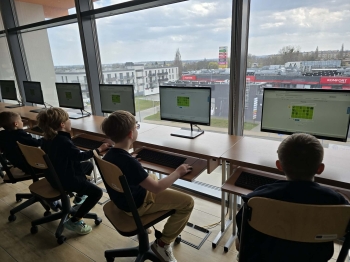 4a488da0-aaeb-4167-baae-ac42e7ea7d91