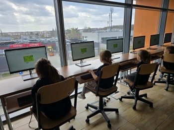 75f2fec8-1b0f-4351-9086-fbd9946bc908