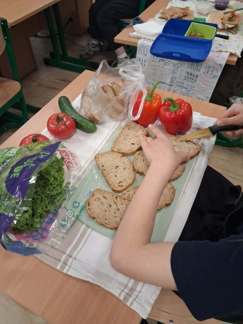 10db6948-9636-43f0-9b37-6bd93db7dfb7