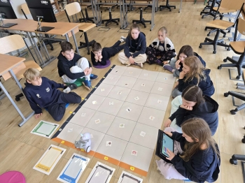 62a202b7-3a84-45bb-8151-39fa14690174