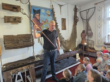 5fd42b1f-2d04-457c-9c19-d470f5a45f8b