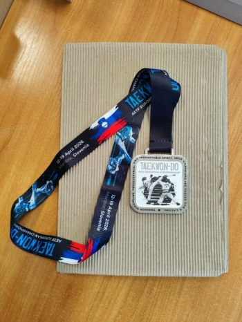 7ad198d5-0ddb-4a06-9e52-8b48fd44aef3