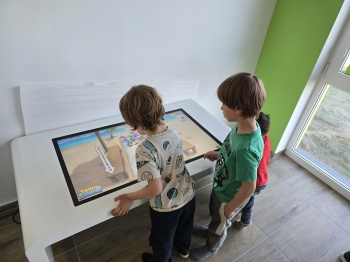 08d6f93f-2000-473a-9d21-24c21d256be4