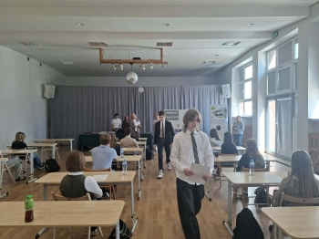 65f52de7-9dce-45f6-b140-f9ec331f962d