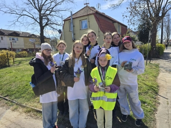 8da2a9a3-f115-459c-b927-ba3365dc5807