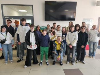 28995300-22e0-49a1-ae75-1481fa9c1bf1