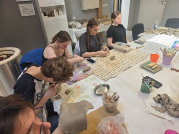 8c922419-53b2-4b69-826e-534b8c643e55