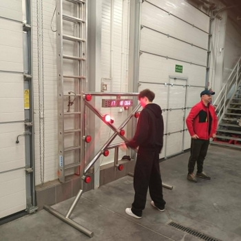 4ca09a54-2f7d-4c4e-b5f7-ff43c5171bd4