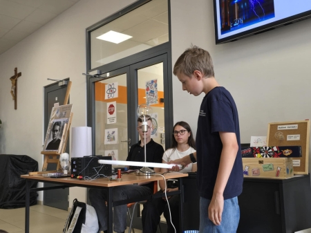 Dzień Nauki w naszej szkole – wyjątkowe święto wiedzy i eksperymentów