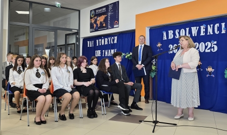 Zakończenie roku szkolnego klasy 8 – uroczysty i pełen emocji dzień