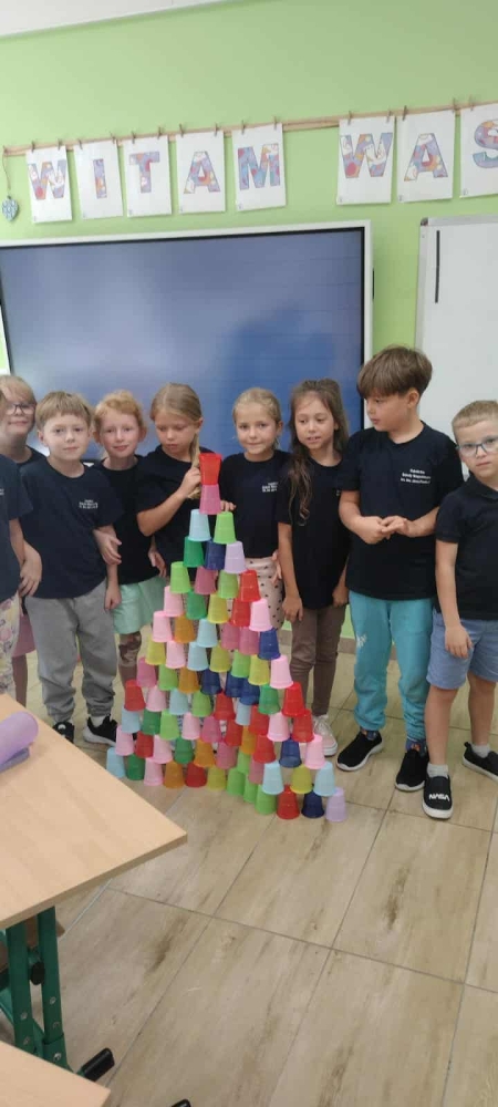 Razem bezpieczniej, razem weselej! Kodowanie w klasie 1 – Współpraca na pierwszym planie!