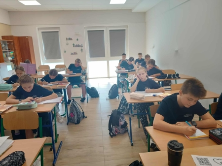 Lekcja matematyki w klasie 6