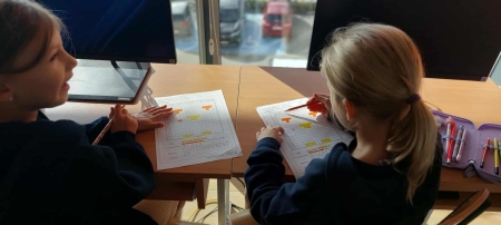 Magiczne Kratki: Przygoda z Kodowaniem klas 1 w ramach Code Week 2025