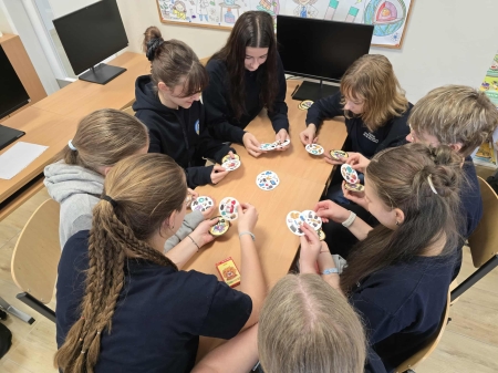 Planszówkowy zawrót głowy w klasie 8 w ramach Code Week i projektu (Nie)zwykła Matematyka
