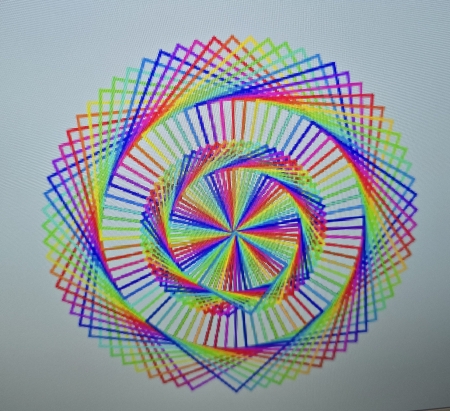 Tworzenie rozet w klasie 7 w ramach Code Week 2025