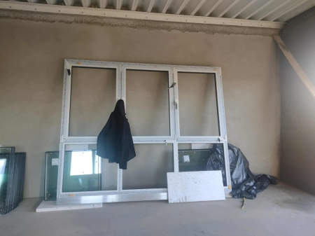 Rozbudowa naszej szkoły – nowe okna dla lepszego komfortu nauki