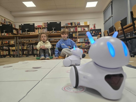 Photon w akcji: Robotyczna lekcja odmierzania czasu w 1A i Zerówce