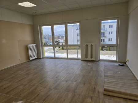 Szkoła w nowej odsłonie! Karol prezentuje imponujące efekty rozbudowy