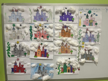 Klasa 1a bierze udział w ogólnopolskim projekcie „Z baśniami dookoła świata”