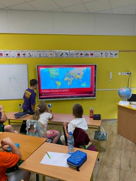 Podróże oczami Olka – niezwykła lekcja w klasie 2B