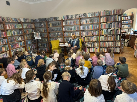 Klasa 2A w świecie Skarpetek! Niezwykłe spotkanie z Justyną Bednarek